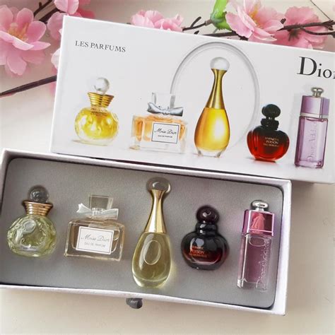 dior perfume set of 5.